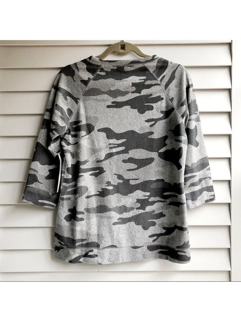 Tribal Camo Raglan Top - Picture 3 of 9